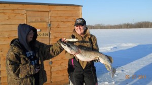 Rainy River, Lake of the Woods – Final Weekend of Spearfishing